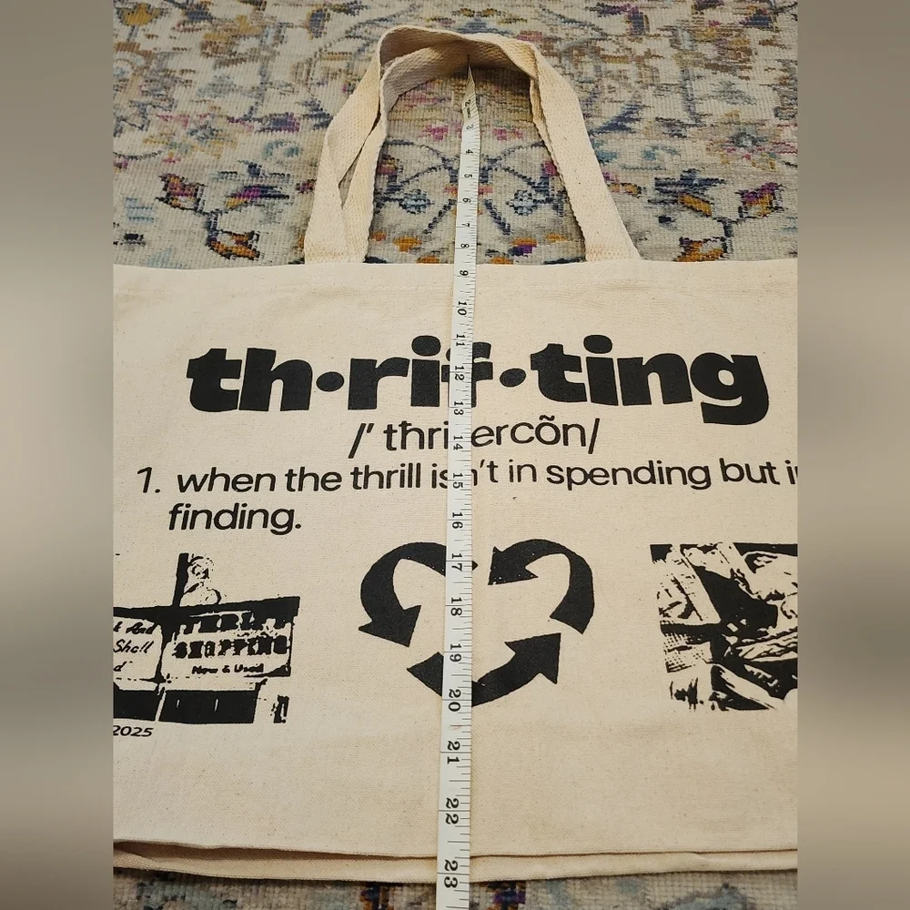 NWOT Thrill Canvas Tote Bag Cream